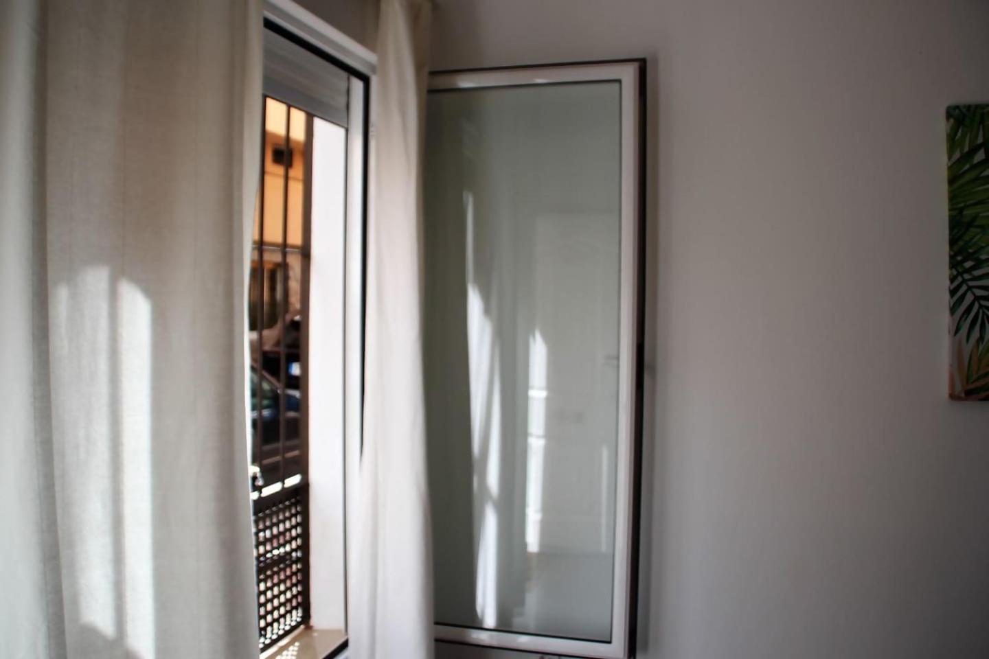 La Caramba Amplio Apartamento En La Playa マラガ エクステリア 写真
