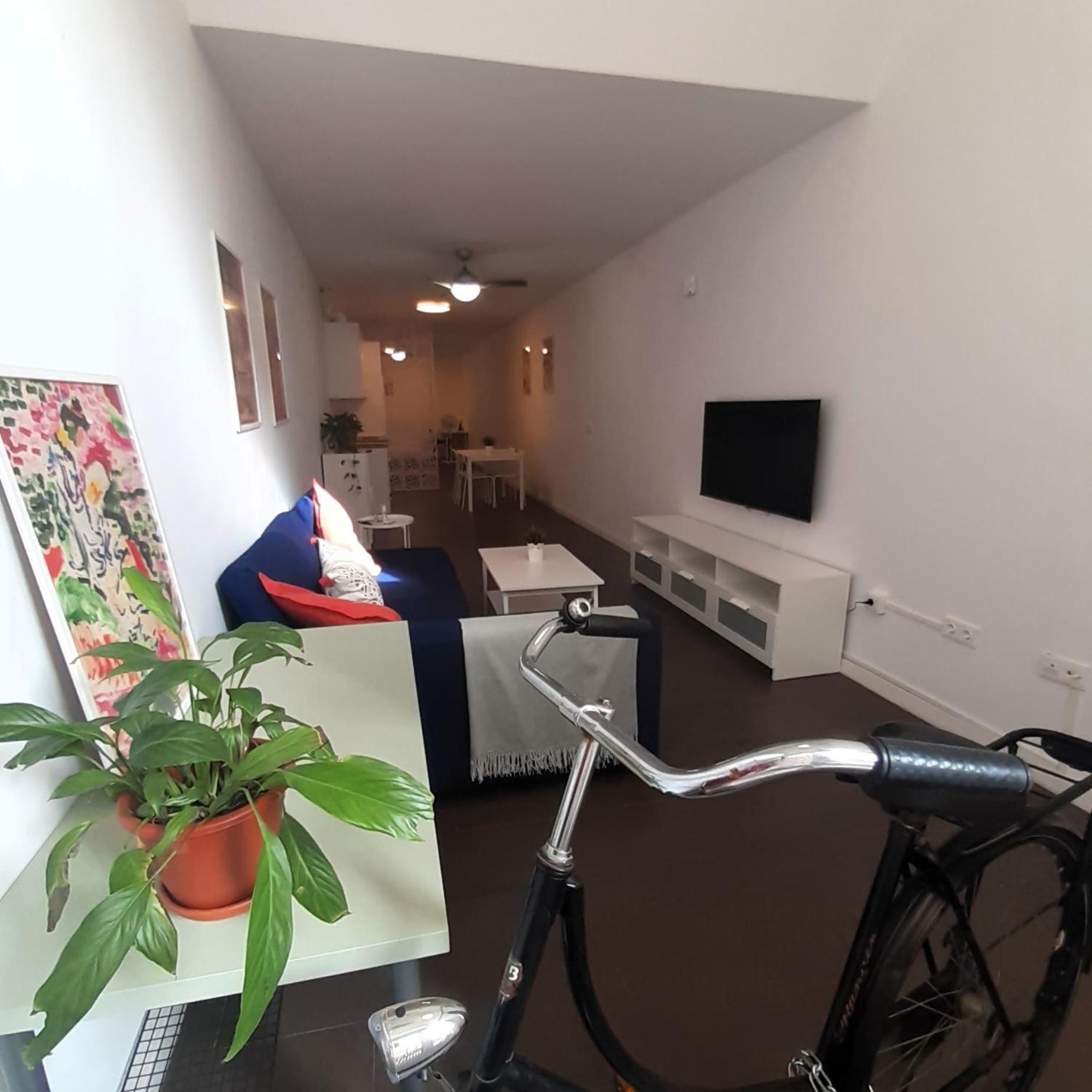 La Caramba Amplio Apartamento En La Playa マラガ エクステリア 写真