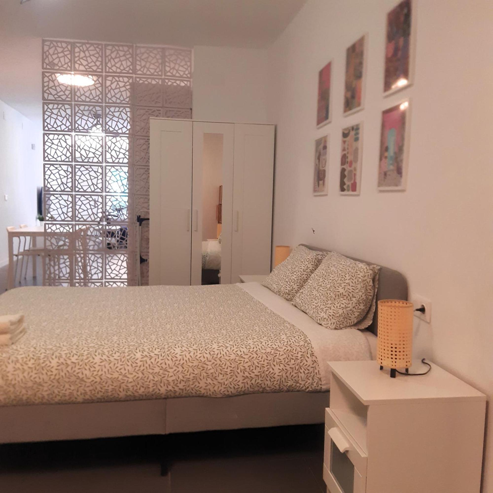 La Caramba Amplio Apartamento En La Playa マラガ エクステリア 写真